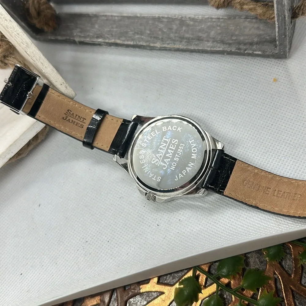 Vintage Skull Watch, Made in Japan, black leather band - Picture 4 of 5